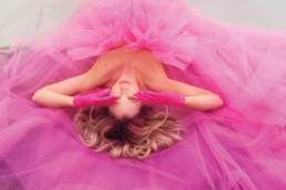 Malvie Magazine France The Artist Edition _ Yuliya Lasmovich in Mario Costantino Triolo Alta Moda