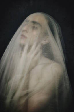 Distorted Light Beam_ Mario Costantino Triolo Alta Moda_ Switch Magazine